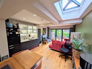 Photo 11- click for photo gallery